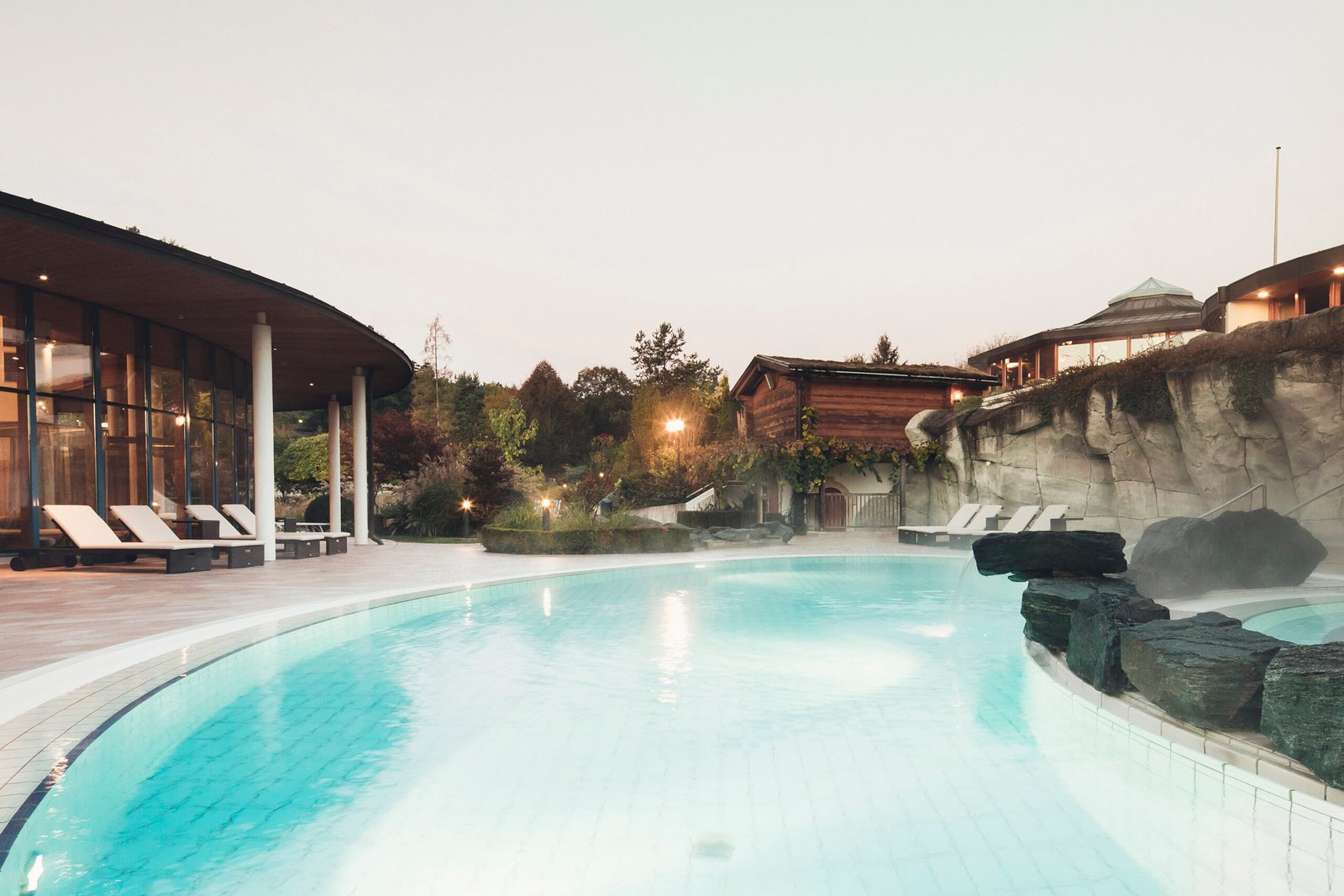 Schaffelbad Bad Loipersdorf – Naturbad mit Panorama Steiermark